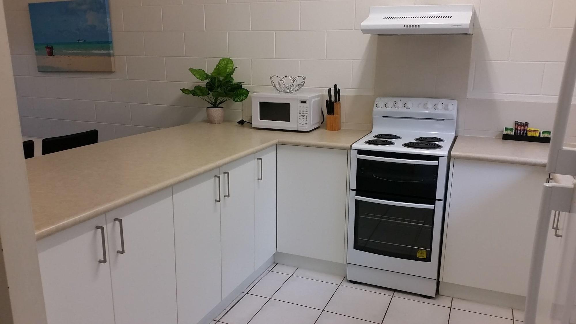 Titree Village Holiday Apartments Port Douglas Dış mekan fotoğraf