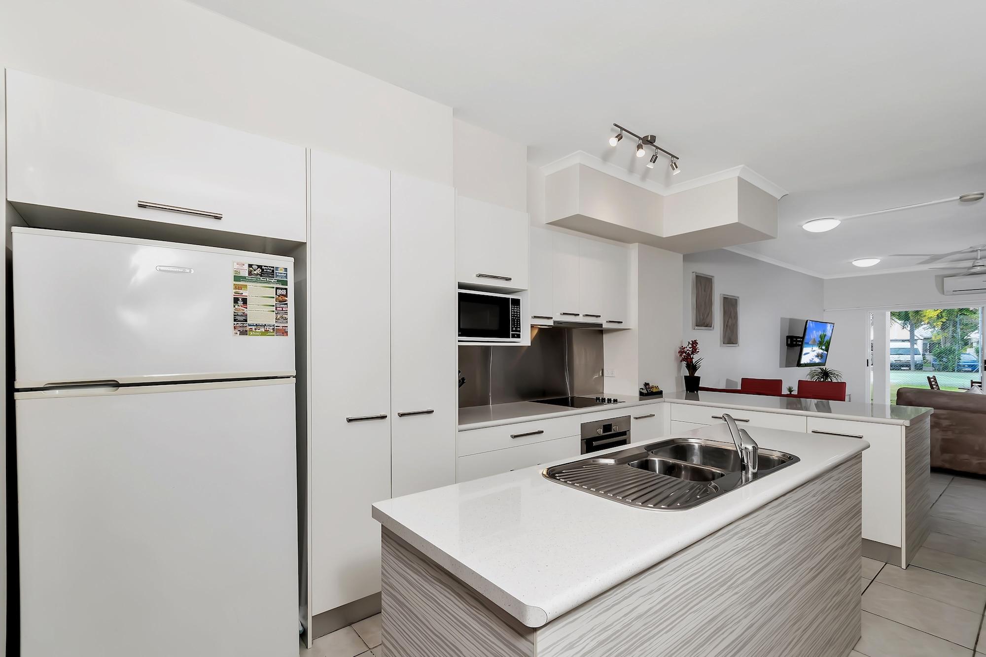 Titree Village Holiday Apartments Port Douglas Dış mekan fotoğraf
