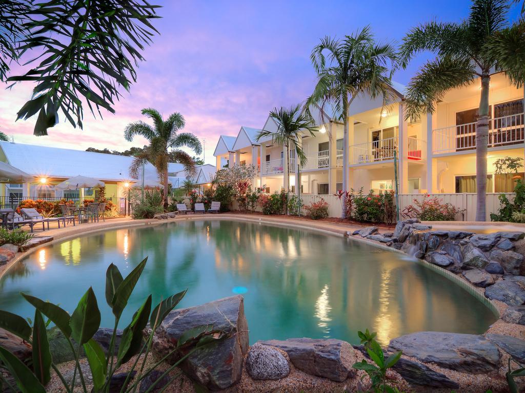 Titree Village Holiday Apartments Port Douglas Dış mekan fotoğraf