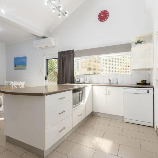 Titree Village Holiday Apartments Port Douglas Dış mekan fotoğraf