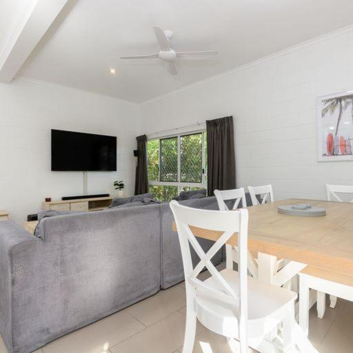 Titree Village Holiday Apartments Port Douglas Dış mekan fotoğraf