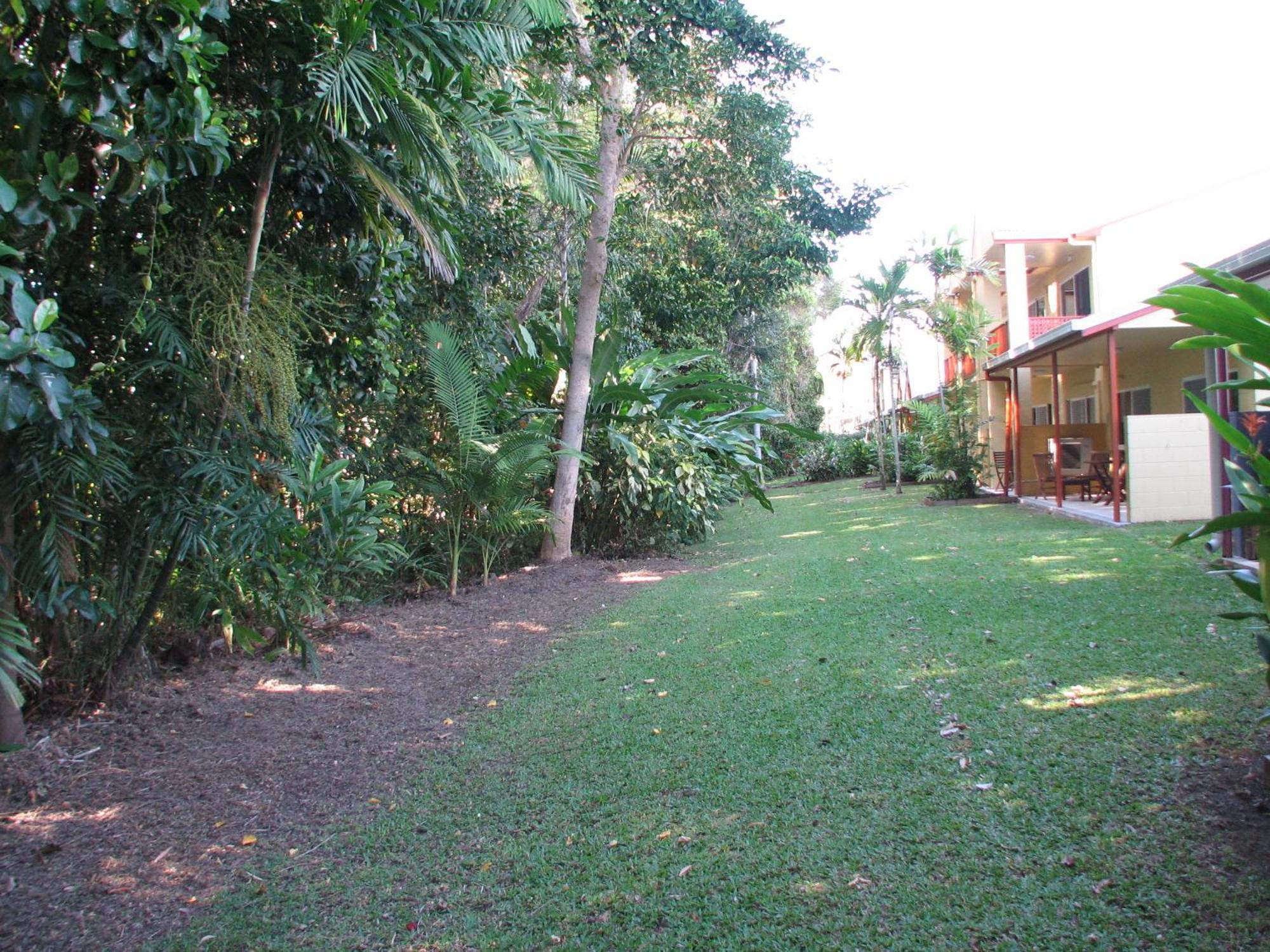 Titree Village Holiday Apartments Port Douglas Dış mekan fotoğraf