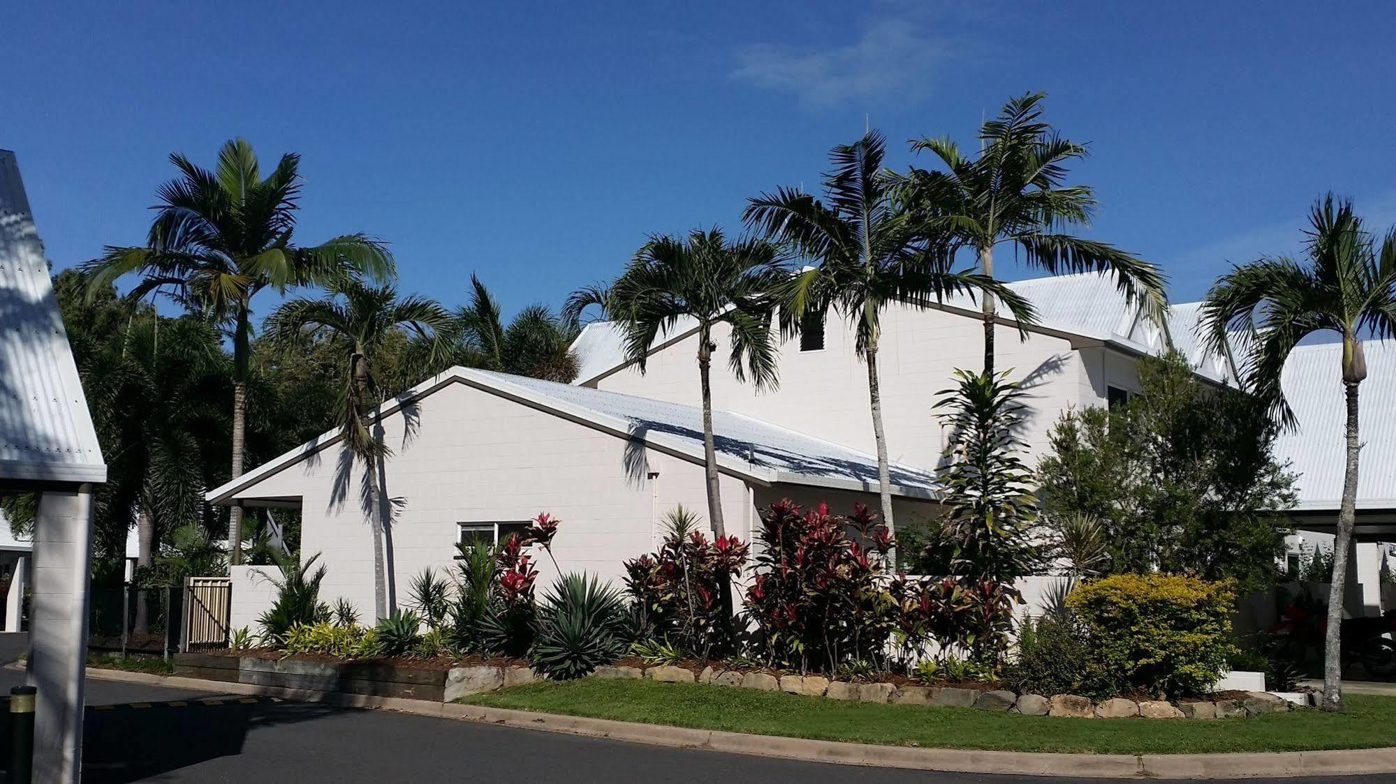 Titree Village Holiday Apartments Port Douglas Dış mekan fotoğraf
