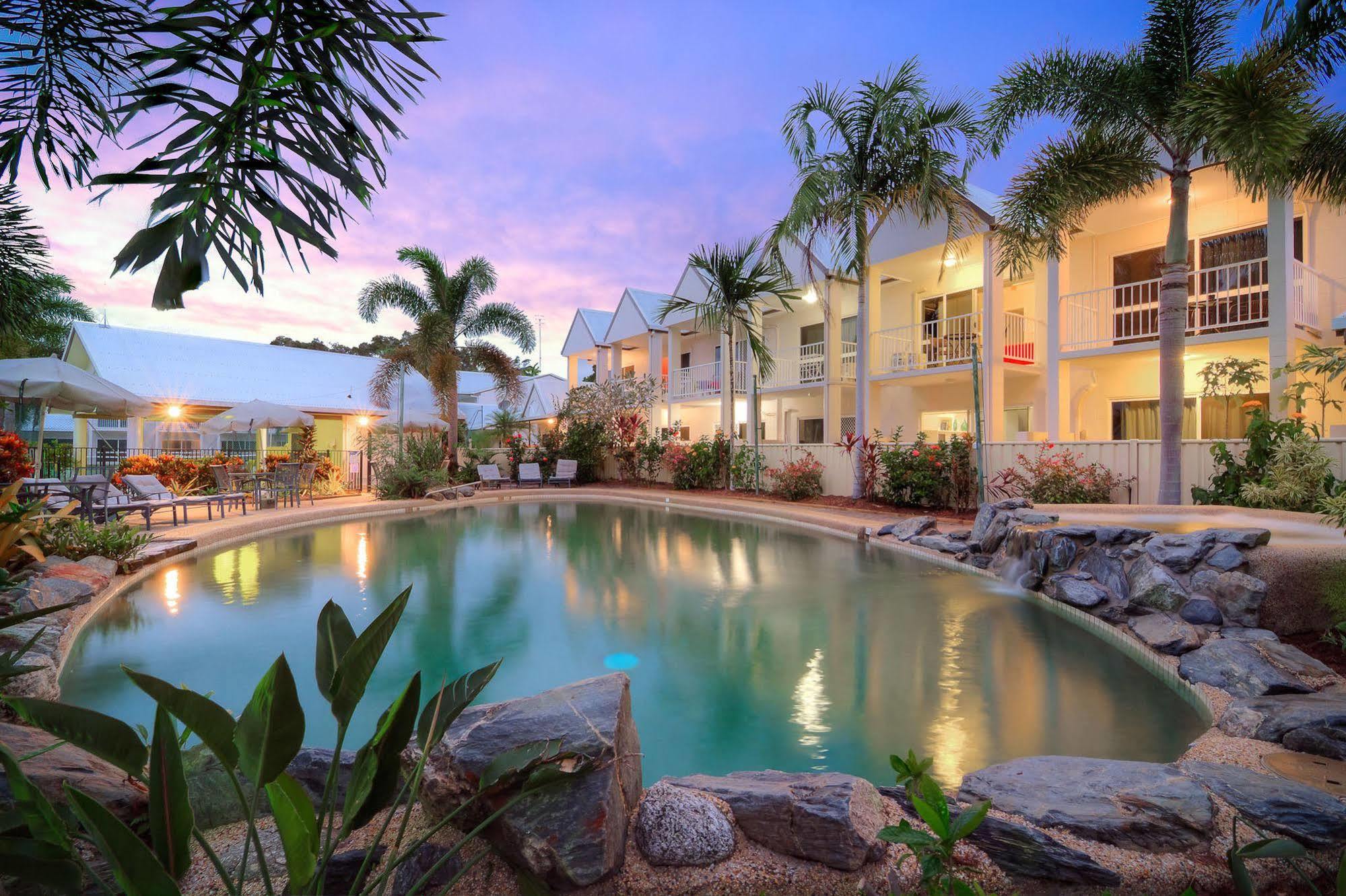 Titree Village Holiday Apartments Port Douglas Dış mekan fotoğraf
