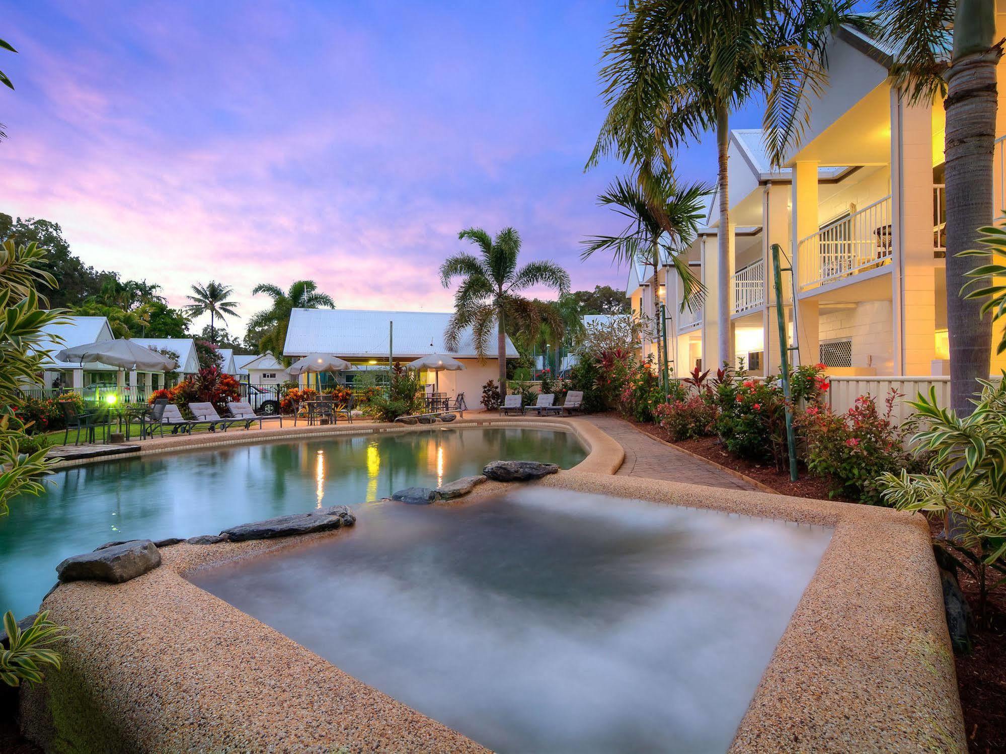 Titree Village Holiday Apartments Port Douglas Dış mekan fotoğraf